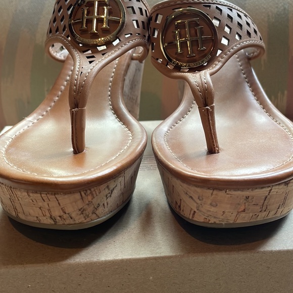Tommy Hilfiger wedges - Picture 8 of 14